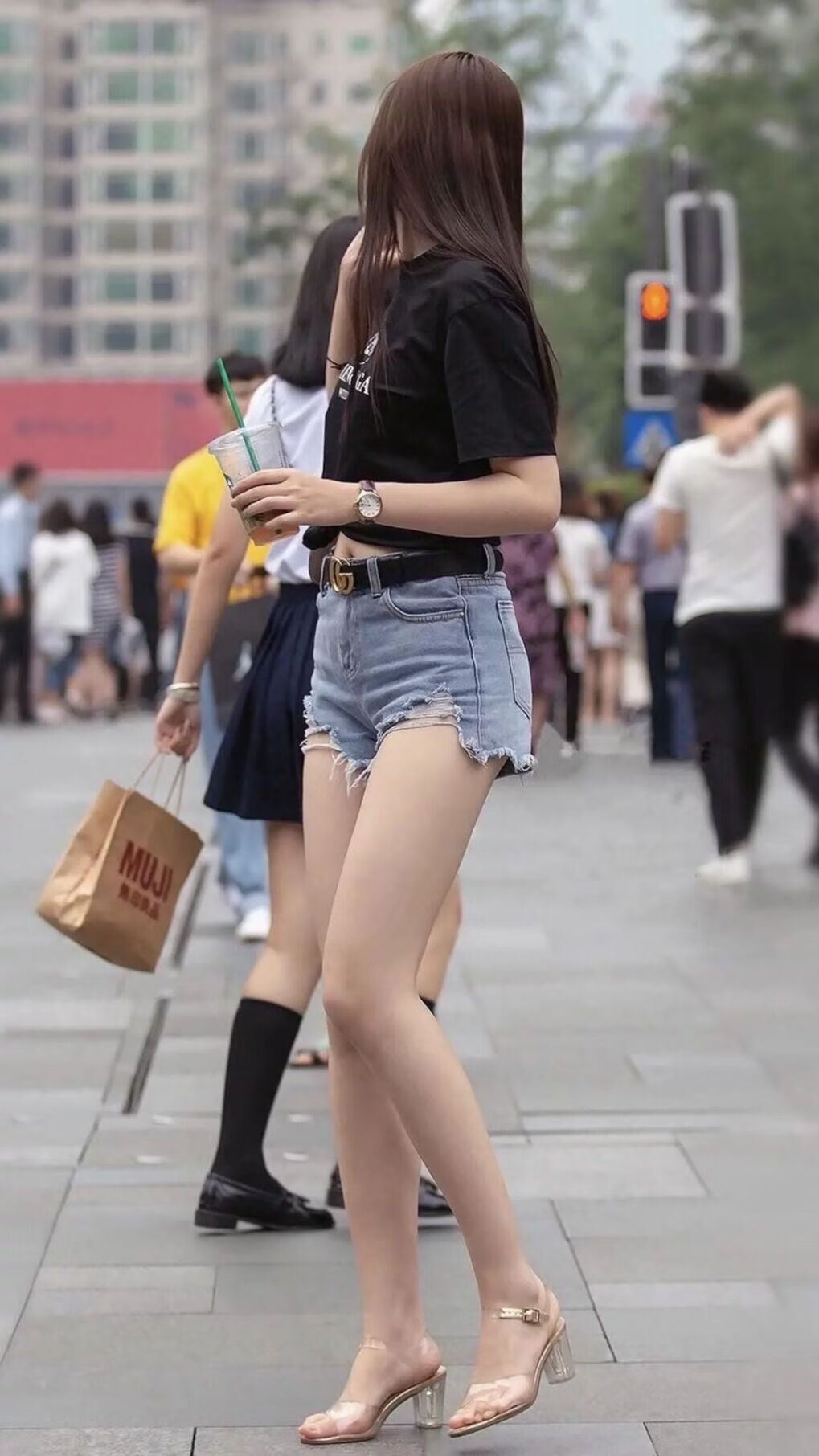 唐卡斯特防线密集，贝尔维球场冲击连胜，卡尔唐斯身高